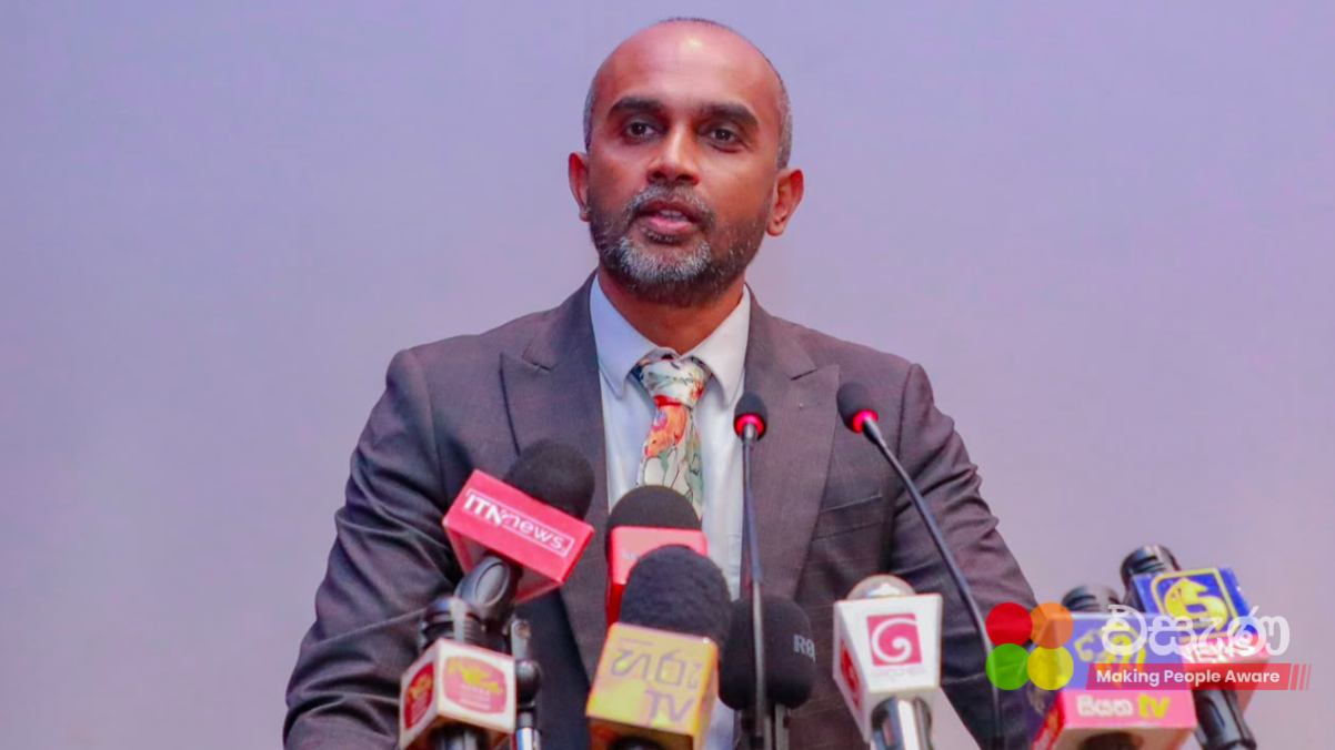 මෙට්‍රෝ බස් ආවට ගියාට දාන්නේ නෑ, සැලසුමක් ඇතිවයි සිදු කරන්නේ - ප්‍රසන්න ගුණසේන