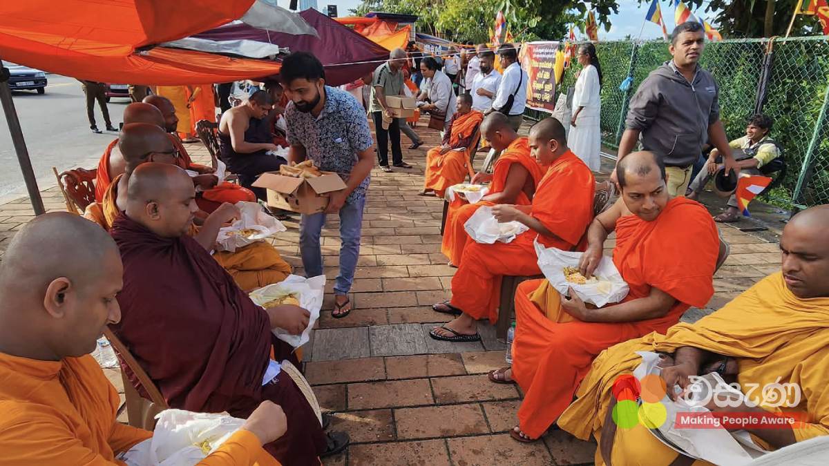 අද උදෑසන ජනාධිපති ලේකම් කාර්යාලය අසල තත්ත්වය
